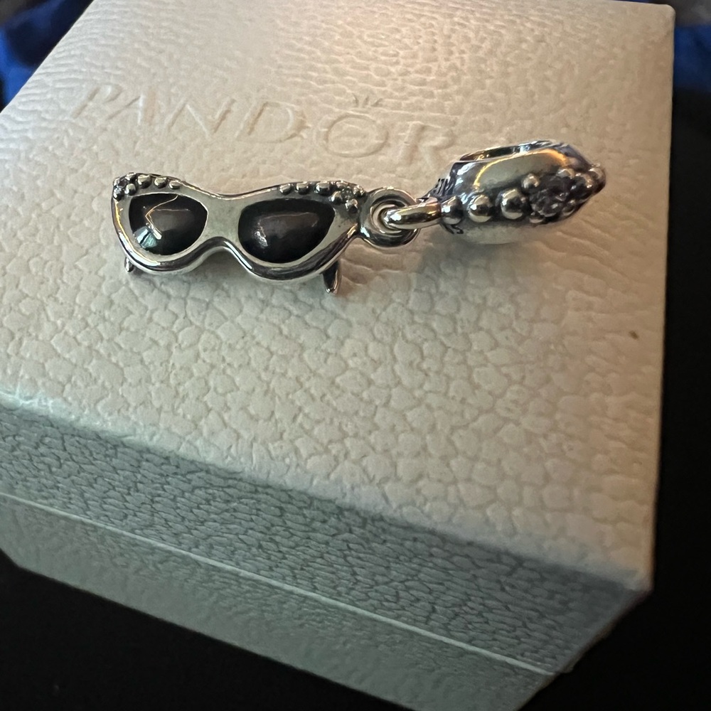 Sunglasses Pandora Charm